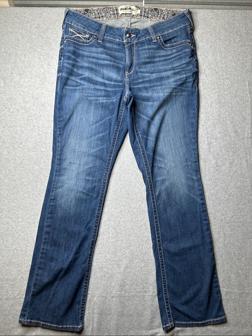 Ariat classic Blue Women’s Straight Leg Jeans - - Picture 2 of 11
